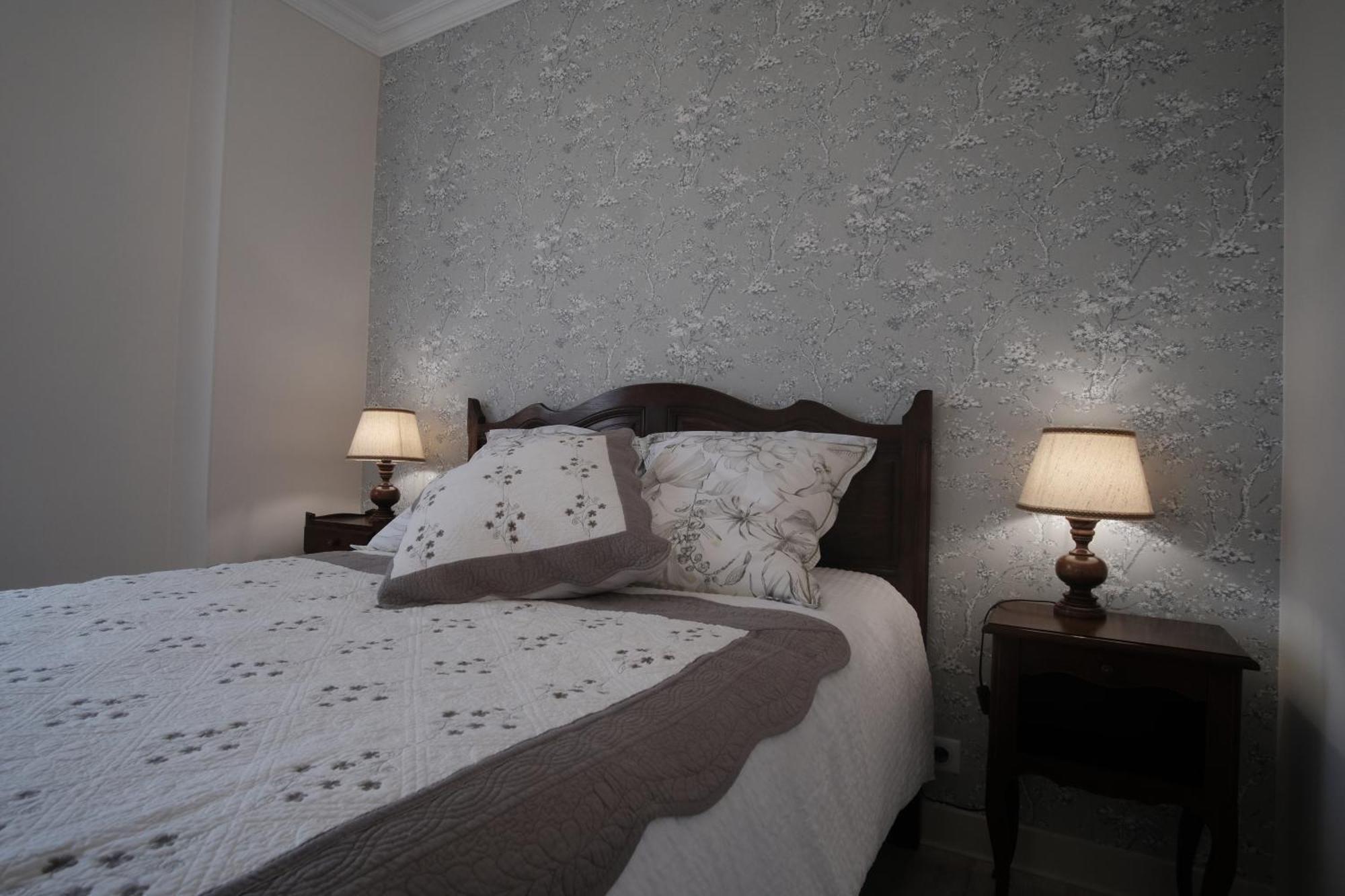 Hotel A l'Ombre des Pommiers à Ergué-Gabéric Extérieur photo